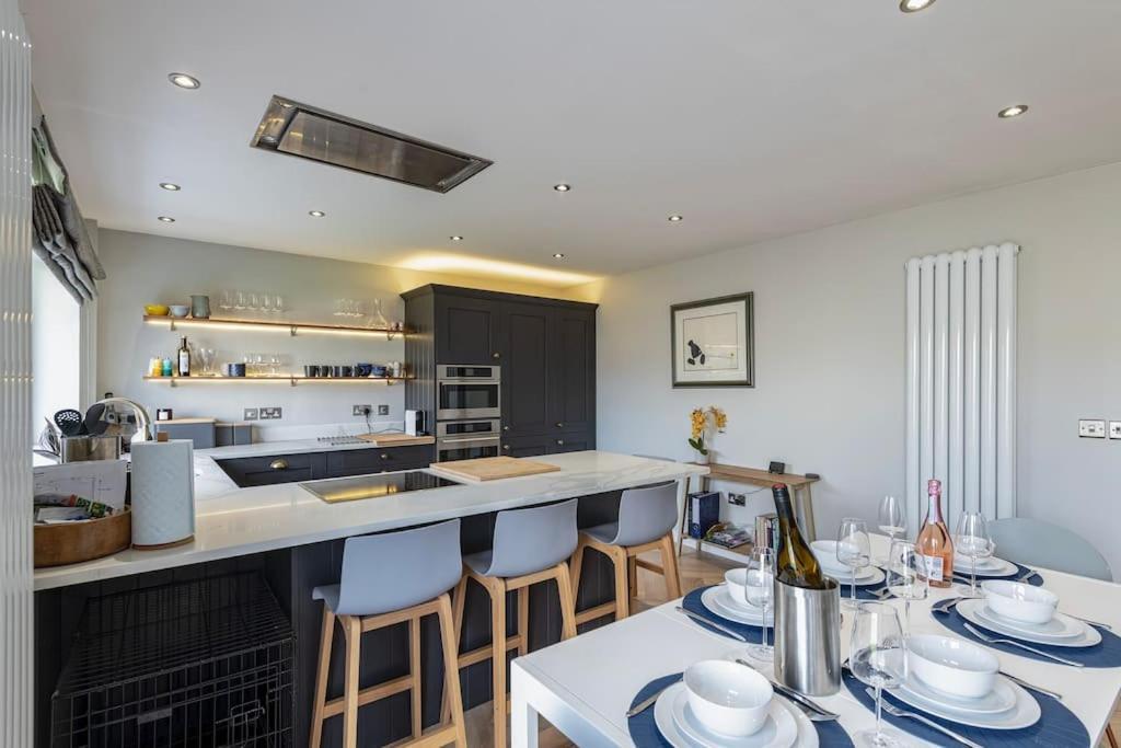 Tremadog Family-Friendly Retreat Between Beach & Mountains מראה חיצוני תמונה