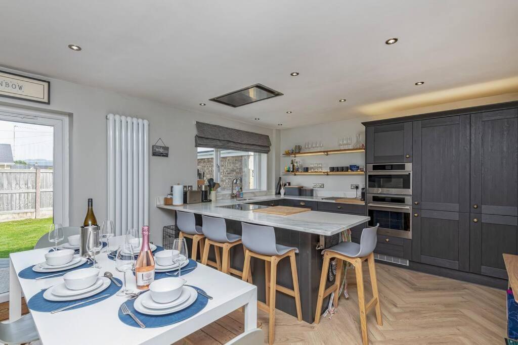 Tremadog Family-Friendly Retreat Between Beach & Mountains מראה חיצוני תמונה