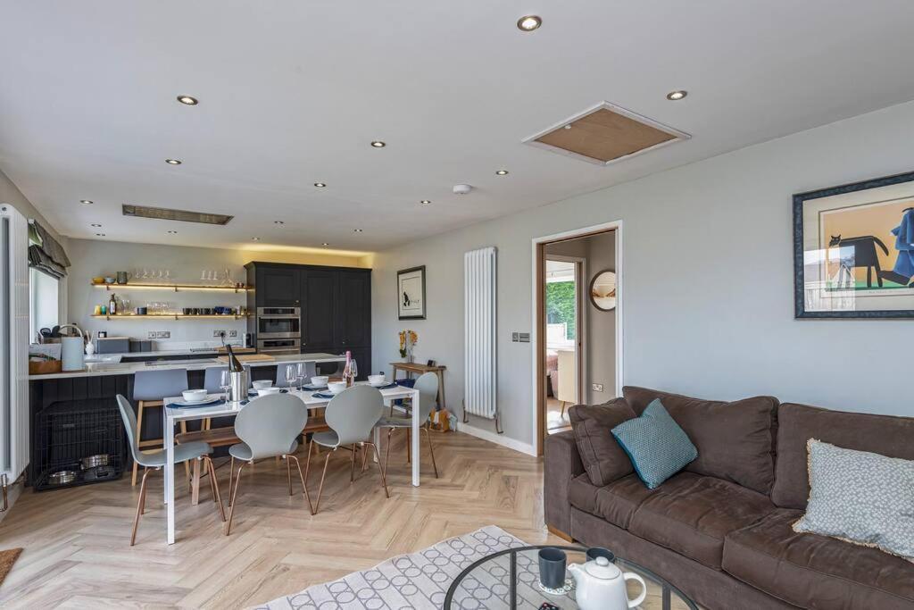 Tremadog Family-Friendly Retreat Between Beach & Mountains מראה חיצוני תמונה