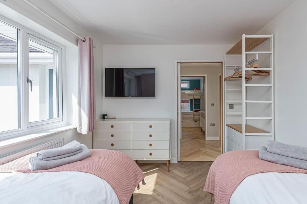 Tremadog Family-Friendly Retreat Between Beach & Mountains מראה חיצוני תמונה